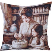 Believe Anne Kız Mutfak Keyfi Jakarlı Dokuma Goblen Dekoratif 45*45 Kırlent