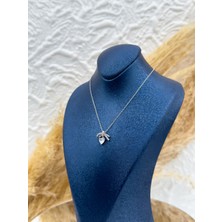 Livora Jewelry 925 Ayar Gümüş Fiyonk Model Kalpli Kadın Kolye – Zarif ve Romantik