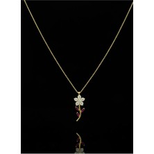 BG Jewellery 925 Ayar Gümüş Çiçek Figürlü Kolye – Zarif ve Taşlı Tasarım