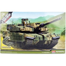 Academy 13511 1/35 Ölçek, Güney Kore K2 ( Kara Panter ) Tankı, Plastik Model Kiti
