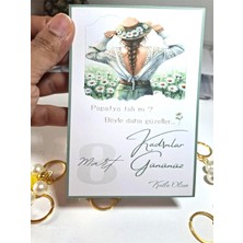 Liora Hediyelik Kadınlar Günü Kart ve Papatya Anahtarlık 5 ADET