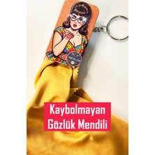 Time in a Tin Gözlük Temizleme Mendili - Anahtarlıklı Metal Kutulu Gözlük Mendili- Özel Retro Tasarım