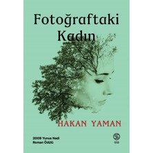 Sia Kitap Fotoğraftaki Kadın