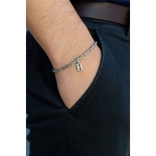 Moda Gümüş 925 Ayar Gümüş 2 mm Harfli Kare Kral Bileklik