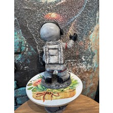 Polyester Astronot Obje (30X17X15)