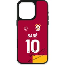 Belirtilmemiş iPhone 16 Pro Max Uyumlu Galatasaray Leroy Sane Parçalı Forma Imzalı Cam Lisanslı Telefon Kılıfı