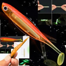 Eagenset Içine Fosforlu Glow Çubuk Işık Takılabilen Turuncu Silikon Balık 1 Adet 7cm Silikon Yem (1 Adet Glow Çubuk Hediye)