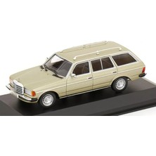 Maxichamps 1:43 1982 Mercedes Benz 230TE (S123)