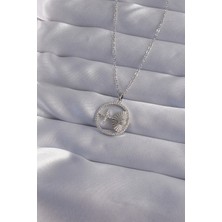 Shoplet Buğz 316L Çelik Zincir Gümüş Renk Zirkon Taşlı Yıldız Figürlü Oval Kolye