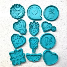 Craftelle 12'li Yaratıcı Aşk Sembolleri Kurabiye Kalıbı Seti | Dans Eden Çift, Uçan Balon, Kutsal Kalp ve Sihirli Asa | Modern Tasarım Mega Set