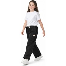 İrem Çocuk Giyim Kız Çocuk Geniş Paça Model Beli Lastik Ip Bağlamalı Armalı Cepli Siyah Renk Eşofman Altı