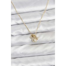 Shoplet Buğz Pirinç Gold Renk Minimal Charmlı Kadın Kolye