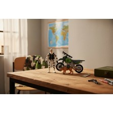 Ctoys Asker Figür , Köpeği ve Motosikleti Oyun Seti 3 Parça