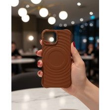 KumOziShop iPhone 15 Uyumlu Mat Magsafe Özellikli Damla Desenli Kılıf