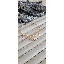Pirinç Kuğu Charmlı Gold Renk Kadın Bileklik