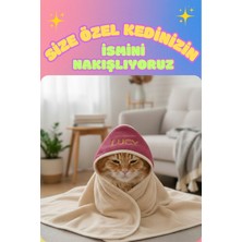 Özbience Pembe Kedi Havlusu ve Battaniye, Kişiye Özel Isim ve Pati Nakışlı (80X80 Cm)