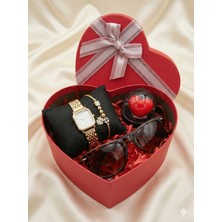 Çok Biz SEVGİLİLER GÜNÜ .DOĞUM GÜNÜ,ANNELER GÜNÜ,ARKADAŞA HEDİYE KUTUSU; Free Woman kadın hediye paketidir:gold renkte kol saati,şık görünümde charm ,fanus içinde kalp küre gözlük ,boncuk bileklik