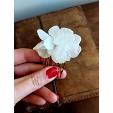 Eva Flore Ortancalardan Yapılmış Minik Tarak Toka