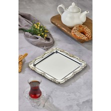 Özbience Kare Çerçeve Metal Sunum Tepsisi, Şık ve Zarif Gümüş Tasarım