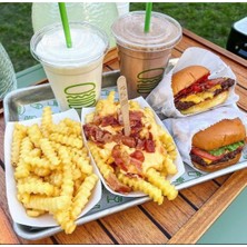 Özbience Alüminyum Hamburger Sunum Tepsisi 33X24 Cm, Şık ve Dayanıklı Tasarım