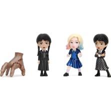 SHC4200 Wednesday 4'lü Figür