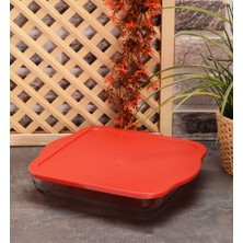 Özbience Kare Borcam Tepsi, Kırmızı Kapak, 28X28CM, 3200CC, Dayanıklı ve Şık