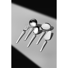 Özbience Şık 5 Parça Paslanmaz Çelik Servis Takımı, Modern ve Dayanıklı Tasarım