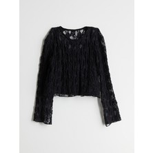 Lc Waikiki Yeni Sezon Bisiklet Yaka Dantel Detaylı Genç Kız Tişört