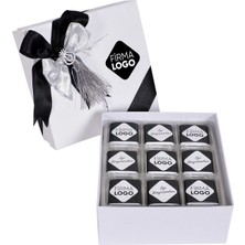 ChocChic Beyaz Küp Kutuda Logolu Madlen Bayram Çikolata