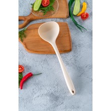 Özbience Yumuşak Silikon Kepçe, 30CM, Dayanıklı ve Pratik Mutfak Gereci