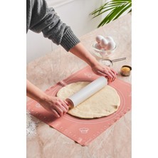 Özbience Yumuşak ve Kullanışlı Silikon Hamur Açma Matı, Pratik ve Hijyenik Kullanım