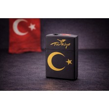 Zeflazer Hediyelik Kişiye Özel Ay Yıldız Desenli Benzinli Çakmak