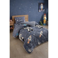 Lila Moon Astronot Desenli Tek Kişilik Çift Taraflı Welsoft Uyku Seti (Yorgan+ Çarşaf+ Yastık Kılıfı)