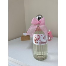 Anı Atölyesi 400 ml Isme Özel Tasarımlı Tekli Kız-Erkek Fiyonk Detaylı Hediyelik Bebek Kolonyası (Cam Şişe)