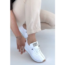 Hatıra Kutusu Fiert Beyaz Cilt Bağcıklı Spor Ayakkabı - Lisinya