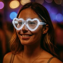 Ceylan Adam Beyaz LED Işıklı Kalp Gözlük – 3 Modlu Parti