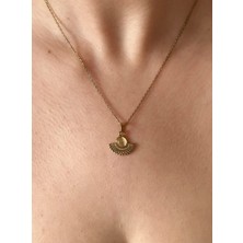 Triya Wear Studio-Çelik Kararmaz-Doğal Taş Detaylı-Gold Renk Kadın Kolye