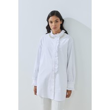 Merve Gültekin Su Yolu Taş Detaylı Poplin Gömlek Beyaz