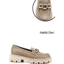 GÖNDERİ Kadın Bej  Kalın Topuklu Tokalı Hakiki Deri Loafer Ayakkabı