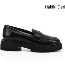 Gönderi(r) Kadın Siyah - Rugan  Kalın Topuklu Hakiki Deri Loafer Ayakkabı