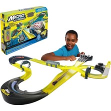 Micro Chargers Sıçrama Yarış Pisti ve Micro-Jet Araba Fırlatıcı Paketi - Lisanlı