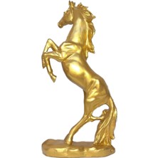 Şahlanan At Heykeli Altın