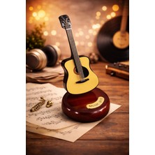 Kurmalı Gitar Müzik Kutusu – Dekoratif Hediyelik Tasarım, Romantik Özel Gün Hediyesi, Koleksiyonluk Masaüstü Dekor
