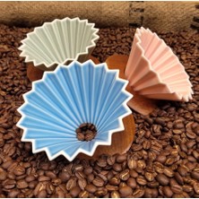 Turkuaz V60 02 Dripper Ahşap Standlı Origami Seramik Kahve Demleme Ekipmanı (Turquoise Blue Ceramic)