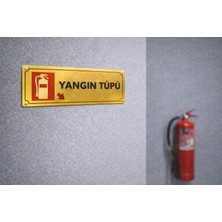 Outdoor One Yangın Tüpü Gold Metal Levha 5x20 cm – Acil Durum Yönlendirme