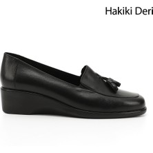 Gönderi(r) Kadın Siyah Dolgu Taban Püsküllü Hakiki Deri Ayakkabı
