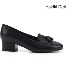 Gönderi(r) Kadın Lacivert Antik Küt Burun Kısa Kalın Topuklu Hakiki Deri Ayakkabı
