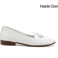Gönderi(r) Kadın Beyaz Hakiki Deri Püsküllü Babet