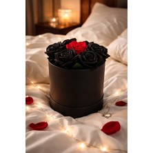 Chance Gift Siyah Silindir Kutuda Kırmızı & Siyah Gül Aranjmanı Rose Box | Sevgiliye, Eşe, Anneye Lüks Hediye