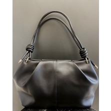 Kadın Büzgü Detaylı Siyah El ve Kol Çantası